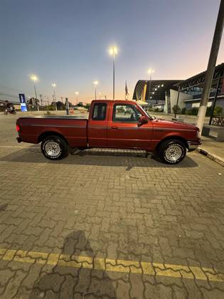 FORD RANGER 4.0 XLT 4X2 CS V6 12V GASOLINA 2P MANUAL